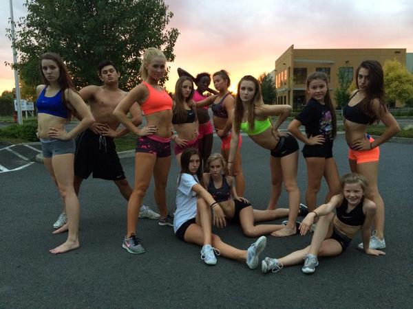 Platinum_Ath_OR's tweet photo. How about those sunsets we get at the gym!!! #amazing http://t.co/bCZAU2zdYT