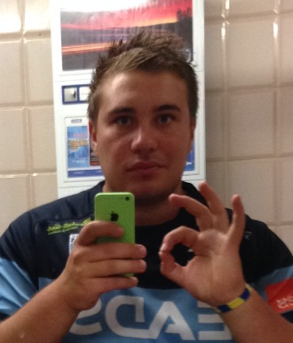 ccmoris's tweet photo. #StayStrongForOws @cardiff_blues @CardiffBluesSC @Owilliams91  hope you getting Better mate http://t.co/7UEbWchFyf