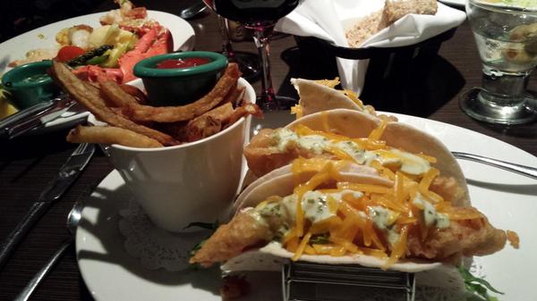 ThePubMagazine's tweet photo. @mckelviesfish #fishtacos &amp; @luckettvineyard #phoneboxred was a beautiful combination tonight #Halifax #nswine http://t.co/R929thPdAo