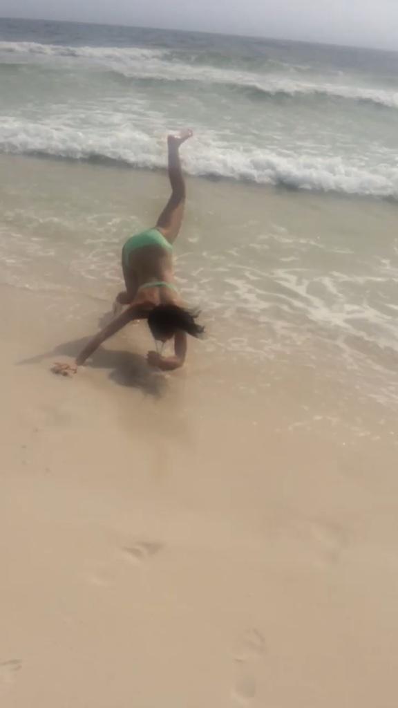 kensiemitchelll's tweet photo. #PCB14HadMeLike @CourtneyH_14 http://t.co/HL8OEkus58