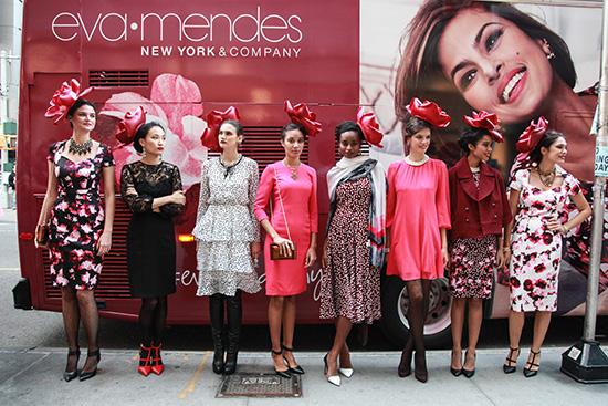 NALUDAMagazine's tweet photo. @nyandcompany @evamendes Collection made #NYC It’s Runway More: http://t.co/bQi4N5eVt6 #flashmob #EvaMendesCollection http://t.co/GXJaCBLbN7