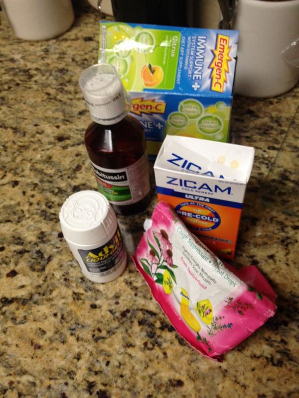 LittleCaneJ99's tweet photo. #SickBay :/ http://t.co/snJq9BuHci