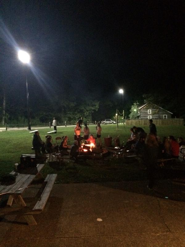 USI_ROB's tweet photo. Biz Badgers, Geek Squad and Dem Teachers roughin' it this fine Friday. #livinofftheland #webecamping #ROB4Life #yolo http://t.co/aGtu0jDV7V