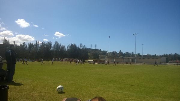 4 minutes to go, Diggers up 2-1. #2gfs2cups #maroonandwhitedelight