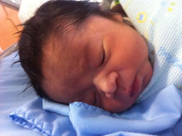 sameflores tweet picture