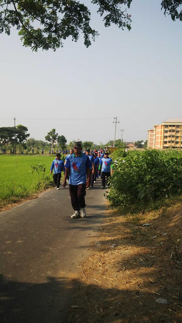 Jalan sehat ultah PMI