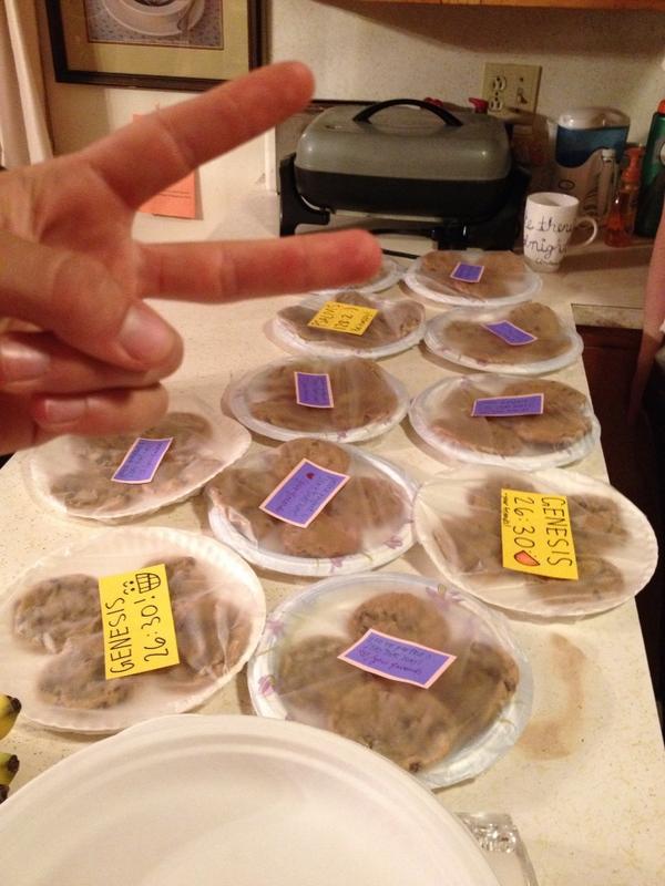 PeytDavis's tweet photo. Delivered cookies with uplifting quotes to families in Ogden! #SeptemberService #OgdenSeminary http://t.co/ZjooT9pWNC