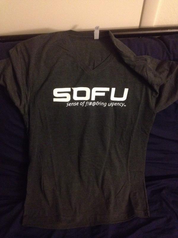 burkaysucu's tweet image. Sen o kadar soru çöz, adamlar önune sofu yazıp tişört göndersin. İstemiyim çay ocaazı da #codeeval