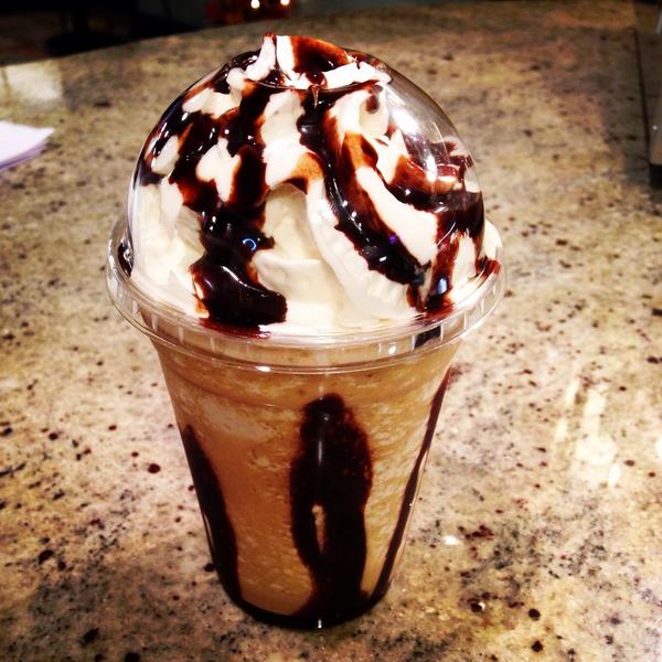 righteousbrew's tweet image. Try one of our frappuccinos! #mocha #righteousbrew