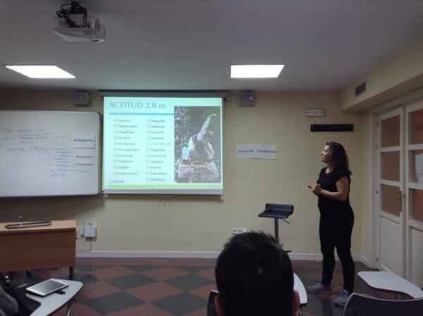 monicamoro's tweet photo. Thks! “@fer_albertos: Master Class de @monicamoro en #eHealthEPHOS Excelente COmunicadora y mejor profesional 2.0 http://t.co/rproLVErid”