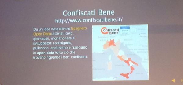 jenkin27's tweet image. &quot;@rosamdinatale: #sensorjournalism #digit14 , @jenkin27 illustra il lavoro Beni confiscati http://t.co/rQidBnjEMW&quot; @confiscatibene