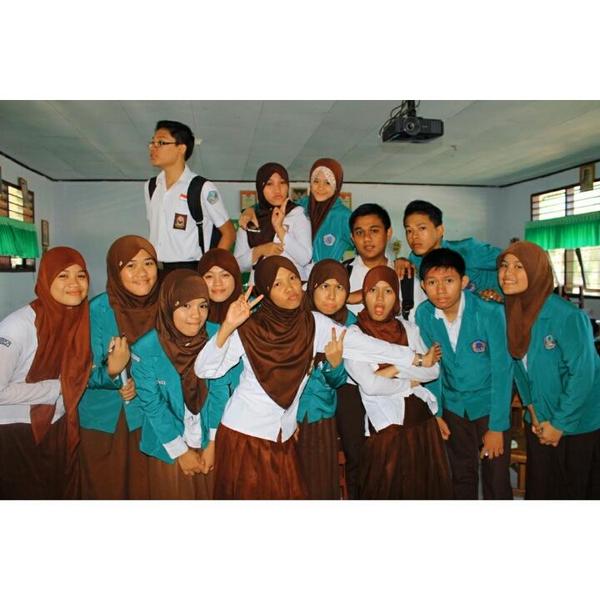 UNICEF2_'s tweet photo. Part of Unicev2:)  Really Miss them:") http://t.co/YLzhvw2Bls