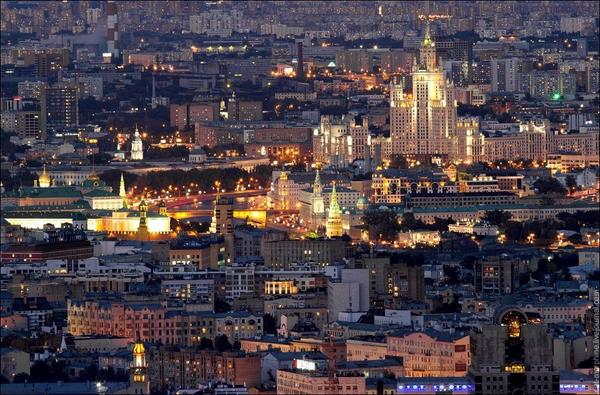 из окна караоке. виды москвы вечерней с высоты. московские окна караоке. людмила гурченко 1993. московские окна караоке.