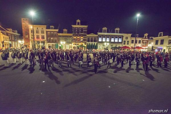Fotoreportage Taptoe Amersfoort op Facebook.com/julianaamersfo… <a href="/JongExempel/">Jong Exempel</a> <a href="/Exempel/">EXEMPEL THEBAND.</a> <a href="/showbanddos/">Showband DOS</a>