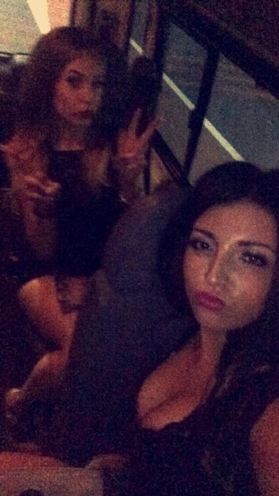 FlowerBombLP's tweet image. 👌💋