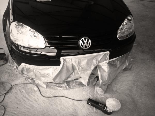 KIROSdesign's tweet photo. VW Golf V professional polishing &amp; detailing on progress @KIROSdesign ! http://t.co/X4ICUZZzec