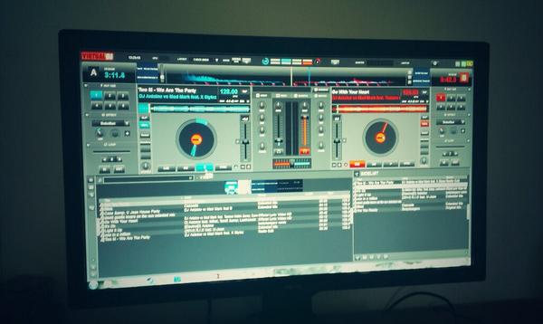 MarkStyller's tweet image. New mix...really soon :)