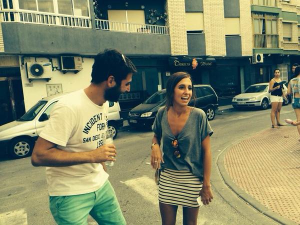 Isavarpi's tweet photo. En 3 pasos...NO me sobes que me asfixio🙊 @ninoglu http://t.co/SBgBXRTAe7