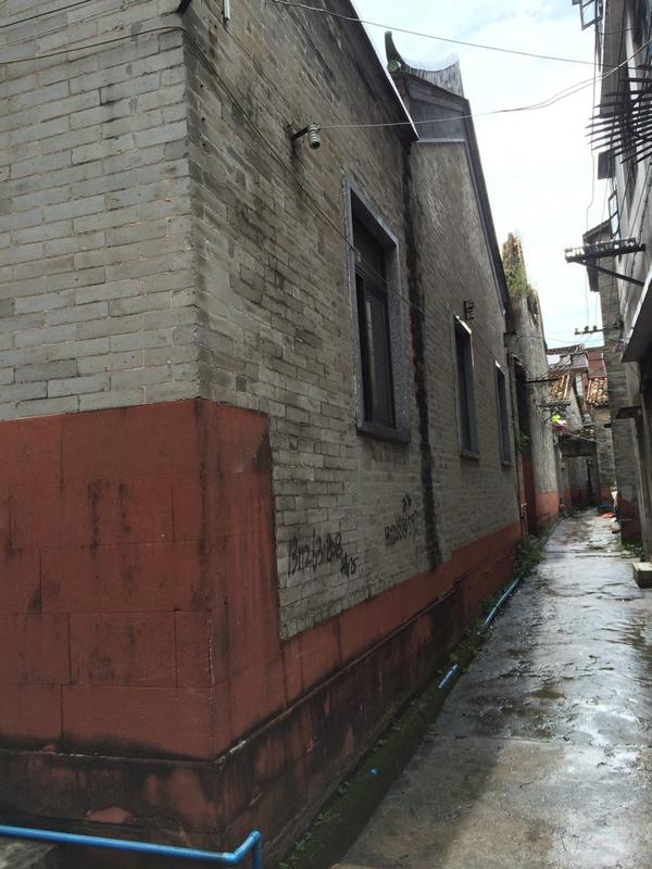 yanyi757's tweet photo. 繁华褪去尽现沧桑。 http://t.co/T7YbHRzqjF