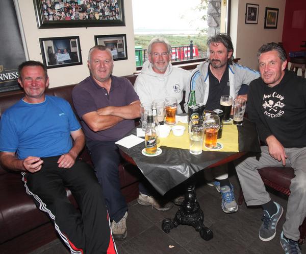 Roinnt de na bádoirí i dTigh Phlunkett Satharn i ndiaidh Rás an Chumainn. seanomainnin.com/p234669151