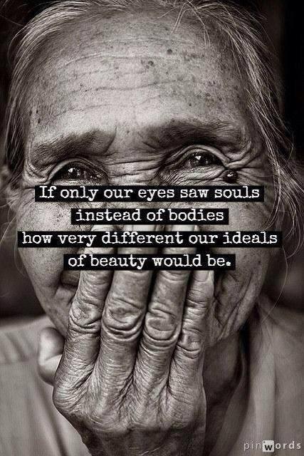 Vitiligofilm's tweet photo. We couldn't agree more #beauty #vitiligo #vitiligofilm #vitiinspiration #beautiful #positiveface http://t.co/7faC3u0PdO