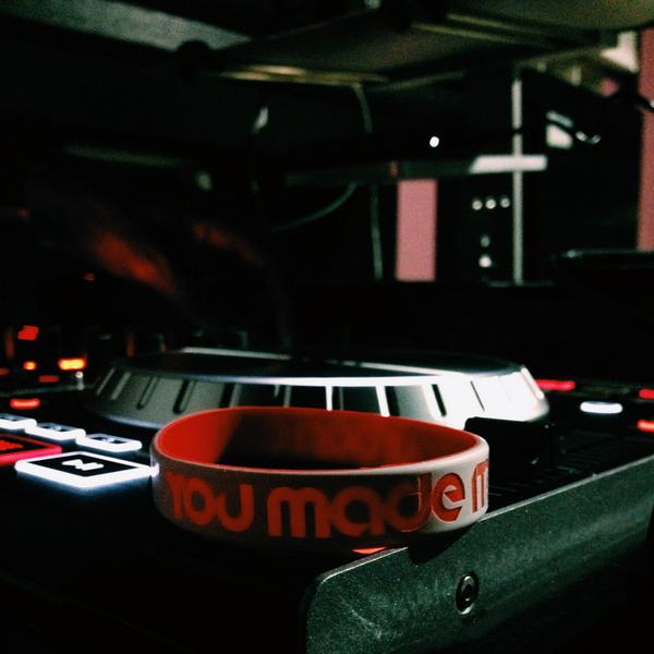 Embedded image permalink