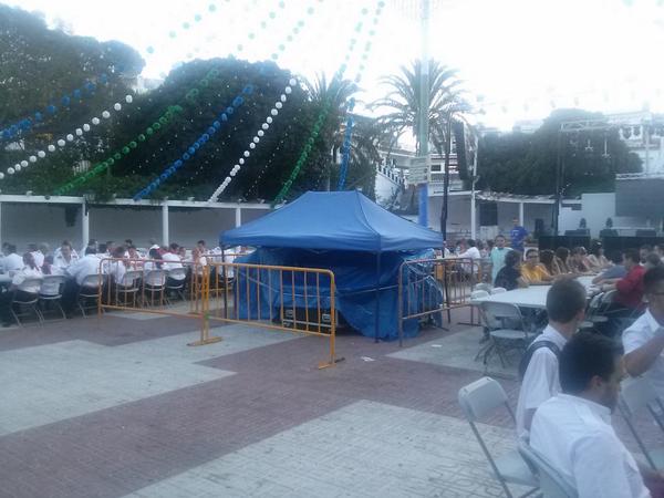 amlaslagunas's tweet photo. Momento de descanso para las formaciones musicales que se encuentran hoy en #Mijas. #FeriaMijas http://t.co/8m4NfoZpQO