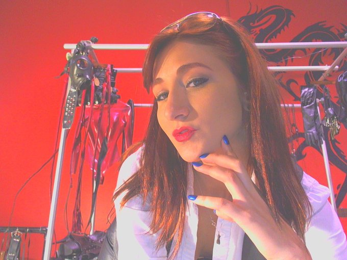 On @KinkLive http://t.co/iafJlGa4pG today 2:45pm-6pm EST Come worship Me #FemDom #Dominatrix #fetish<a class="tags" target="_blank" title="On Twitter" href="/?out=eyJ0eXAiOiJKV1QiLCJhbGciOiJIUzUxMiJ9.eyJpYXQiOjE3MjIxNDQ5MDIsImlzcyI6InR3cG9ybnN0YXJzLmNvbSIsIm5iZiI6MTcyMjE0NDkwMiwiZXhwIjoxNzUzNjgwOTAyLCJyZWRpcmVjdF91cmwiOiJodHRwczovL3R3aXR0ZXIuY29tL0tpbmtMaXZlIn0.A1kPMshtLtmvYG3AGfWgX7zh8v4nKFWrzf2ZbZ6-xia3OWhLWnA4GRMt36mUaCrE-TKyjdrNrmJHTLSUqiPU_Q">@KinkLive</a><a href="/tag/bdsm"class="tags"><span>#bdsm</span></a><a href="/tag/femdom"class="tags"><span>#femdom</span></a><a href="/tag/fetish"class="tags"><span>#fetish</span></a><a href="/tag/dominatrix"class="tags"><span>#dominatrix</span></a><a href="/tag/findom"class="tags"><span>#findom</span></a>