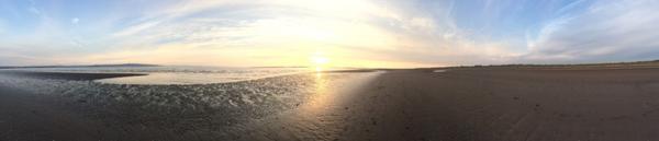 BrianSMcGuire's tweet image. Even extroverts like a bit of piece and quiet sometime. #emptybeach @sourceanduse @mazmuir @LucyRoseW