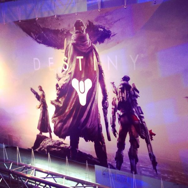 PlayStationEU's tweet image. You ready for Destiny? Not long to wait now Guardians. Who's going to be putting a session in tonight?