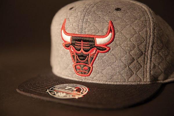 mitchell_ness's tweet photo. Quilted Road Grey 2Tone High Crown Fitted | Sept 2014 #comingverysoon #studioshot #HiCrown #mnfittedhat #mitchellness http://t.co/yIjlJp6AfM