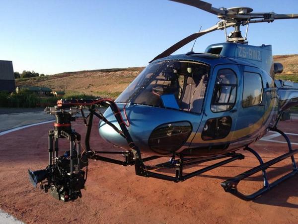 NettmannSystems's tweet photo. The STAB-C COMPACT handles a wide range, from HD &amp; Ultra-HD, to full size Arriflex, 3D &amp; digital cameras http://t.co/1bOfVBMhD6