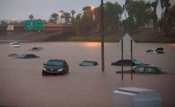 GMericle's tweet photo. The freeway haha http://t.co/2C6T07WSAS