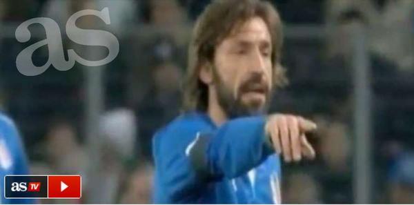 diarioas's tweet photo. Imprescindible: Las maravillas que hace Pirlo con unas botas de fútbol
http://t.co/S4fBO8R8Il http://t.co/gMUwjsdNuA