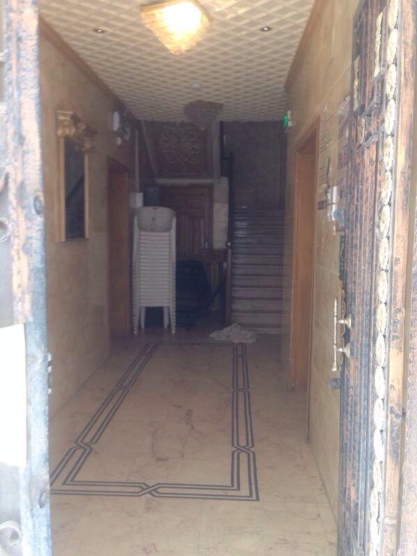 absazu's tweet photo. #للبيع في #مكة

منزل في القشلة مساحته ٢١٩م يتكون من٤ أدوار مرمم وديكورات داخليه جميله،مصعد
يبعد عن الحرم ٧٠٠م تقريبا http://t.co/YosiDcj66L
