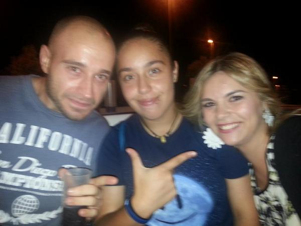 andreaithaa tweet picture