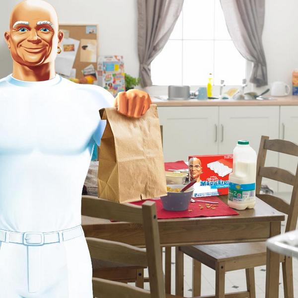 RealMrClean's tweet photo. Back to school lunches mean back to school messes. #magiceraser #mrcleanmillion #fallcleaning http://t.co/8kmUKfe6xm