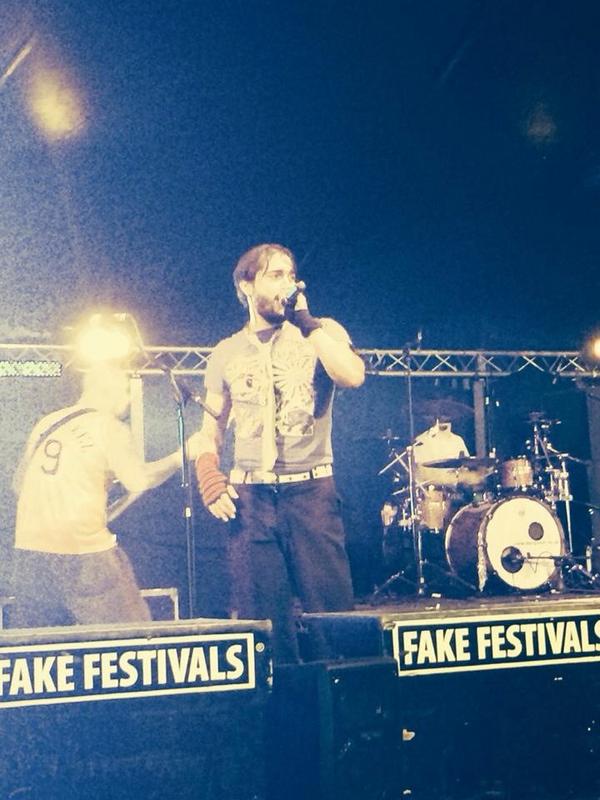 <a href="/ChilisTribute/">ReallyHotChiliPepper</a> the wife loves this photo!! Cheers