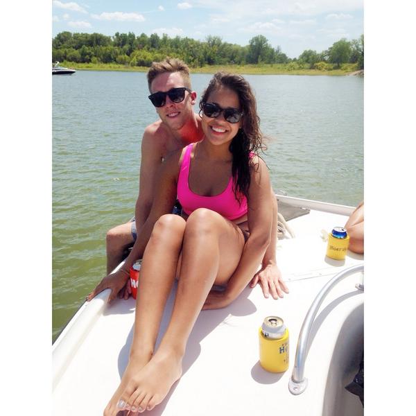 mallorymatos's tweet photo. Boat lovin' @Tyler__Gentry http://t.co/eXIZFc0k0C