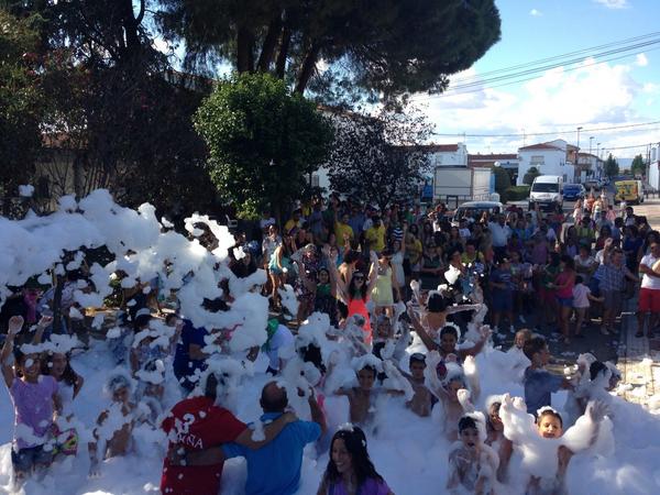 Divertixalima's tweet photo. Hemos parado la tarde en EL BATÁN!!!nos lo hemos pasado genial!!!Mañana más !!! http://t.co/reIpdk3a6K