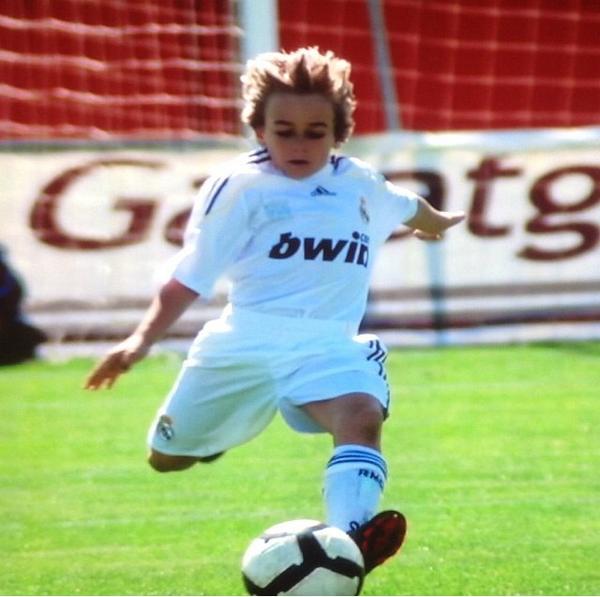 JorgeGomezRome1's tweet image. No nacimos para ser perfectos pero sí para vivir momentos perfectos. (FÚTBOL) #UnionAdarve