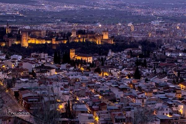mfgranaina's tweet photo. Tenemos suerte de tenerte,ni octava ni ná,para nosotros eres grande y la primera!Como Graná...ná!! #mf foto Encuadres http://t.co/KjFkFtPxlD