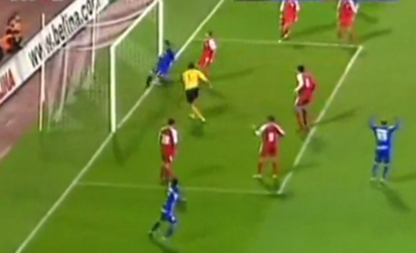 FOXSoccer's tweet photo. Is this the worst miss of all time? It has to be, right? 

WATCH: http://t.co/7fMa0csOlQ http://t.co/j3hD8WhuQ5