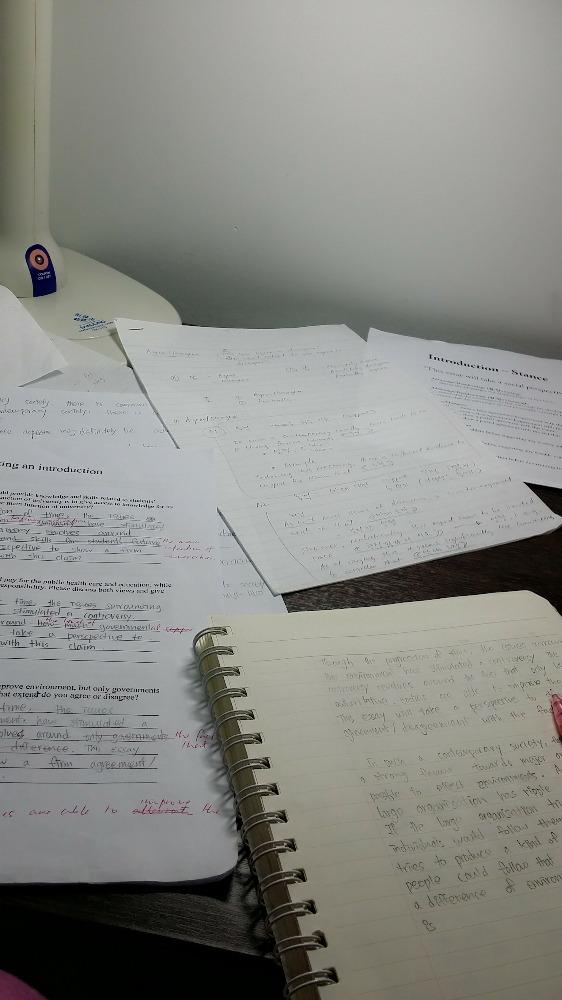 binvv's tweet photo. Stop studying http://t.co/ssgaGmJkW4