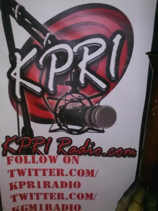 Henton45's tweet photo. #radio putting #people #first #tstl #yscdc #war #conspiracy #government #national #federal #media #trending #real http://t.co/3Q3IeMZIFE