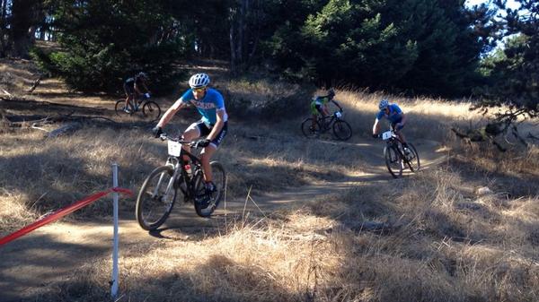 orqoSF's tweet photo. #mbpparkpics @mclarenbikepark http://t.co/LcDaY8Ngc9