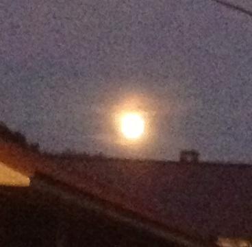 TerryCEllison's tweet photo. Union Grove, Jemison, Alabama has an Awesome Moon tonight! @spann http://t.co/cWH7R5NFzJ