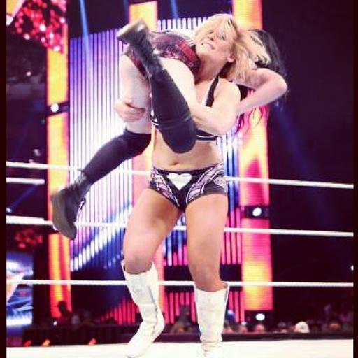 MissAmandaRaeee's tweet image. Made in the Dungeon 💪 😊 #hart #queenofharts #dungeonstrong @natbynature