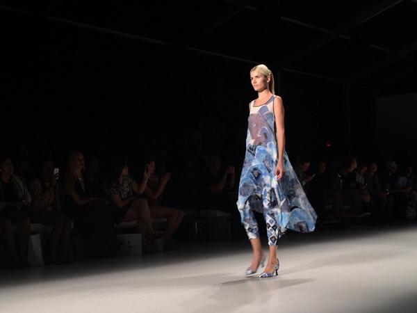 FashionWeek's tweet photo. Subtle sophisticated detail with distinction in silhouette. #MBFW http://t.co/wBunBNNUhx