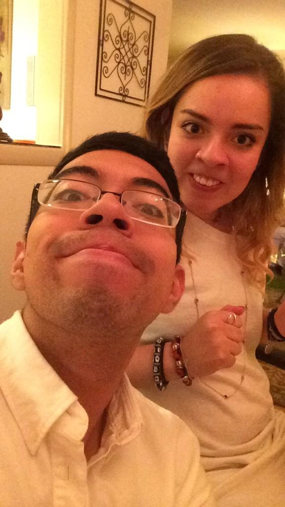 kittypapi's tweet photo. happy 20th bday to this exotic bitch 🎂🍰 @Maria_ReyesC #cousins #birthday #shegotdatcake http://t.co/rtzptORBPa